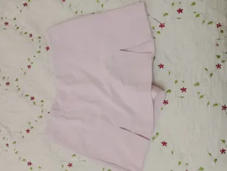 Vestidos,monos y pantalones.