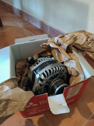 Alternador VALEO 9827171980 Citroën Peugeot