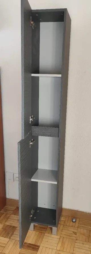 Columna de baño color ceniza