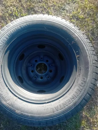 Neumático Continental 195/75 R16C