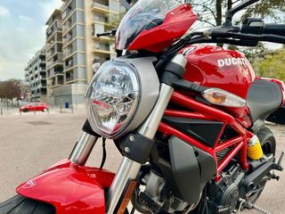 Ducati Monster 797 +