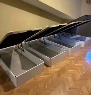 Canapés y colchones nuevos