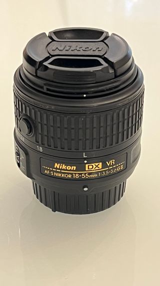 Cámara Nikon D3300 + Accesorios