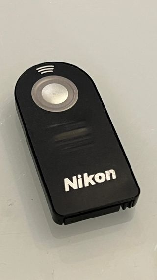 Cámara Nikon D3300 + Accesorios