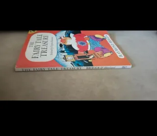 Libro inglés The Fairy Tale Treasury