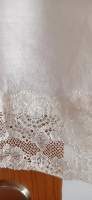 Camiseta tirantes United Colors of Benetton encaje