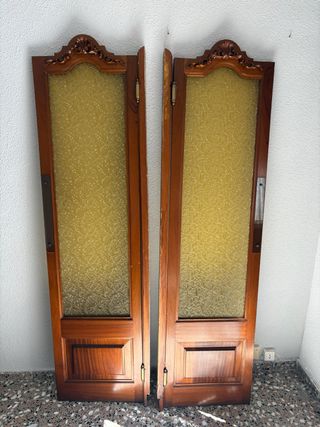 Puertas de madera con cristal
