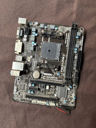 Placa Base Gigabyte GA-F2A55M-DS2 FM2+