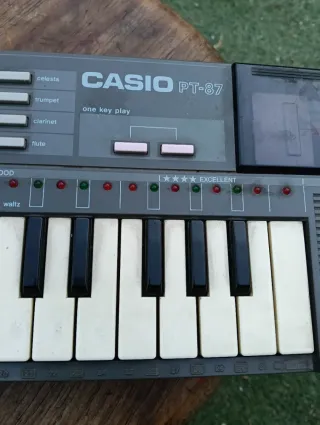 Órgano Casio PT-87