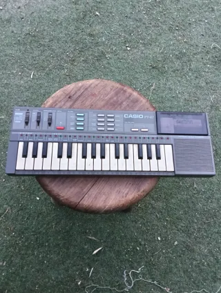 Órgano Casio PT-87