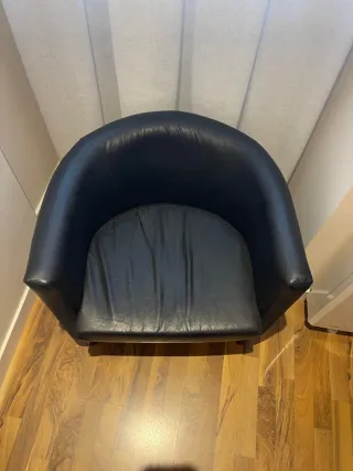 Butaca individual negra tipo sillón