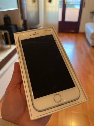 iPhone 6 pantalla rota esquina