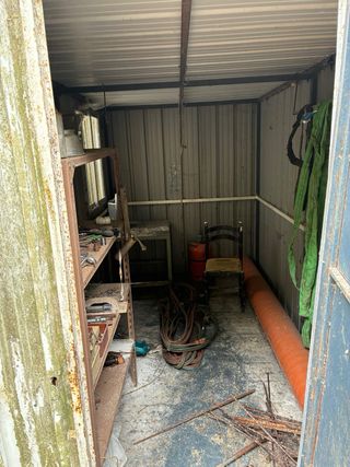 Caseta de obra metálica Medidas: 3,7*1,9