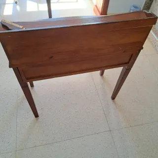 Escritorio madera clásico