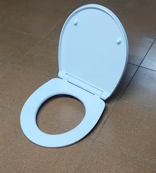 Tapa de inodoro completa