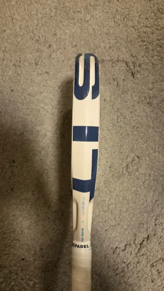 Pala Adidas Cross it light pádel