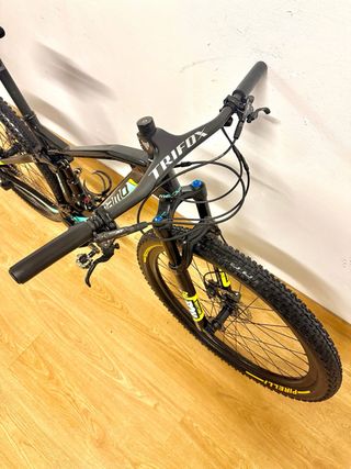 MEGAMO TRACK FULL CARBONO AXS ELECTRÓNICO T-M