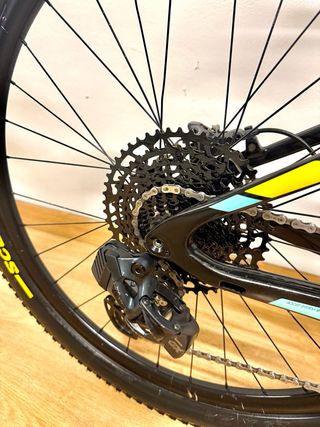 MEGAMO TRACK FULL CARBONO AXS ELECTRÓNICO T-M