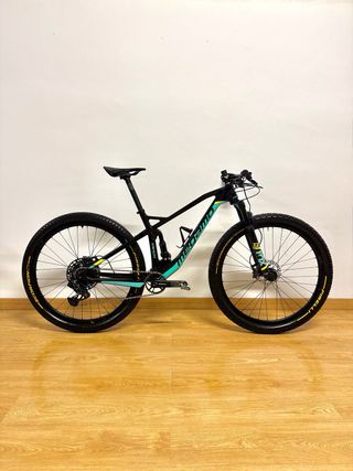 MEGAMO TRACK FULL CARBONO AXS ELECTRÓNICO T-M