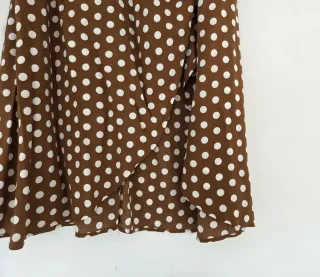 Falda midi Mango lunares marrones