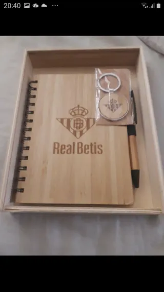 Cuaderno Real Betis Madera con Bolígrafo