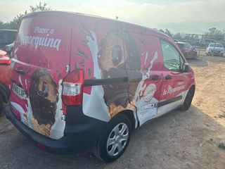 Ford Transit Courier 2022