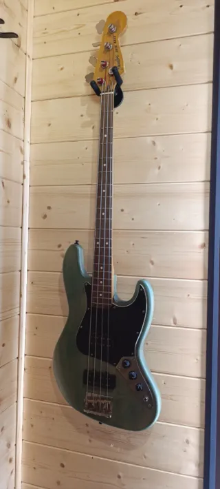 Bajo Fender Jazz Bass Modern Player