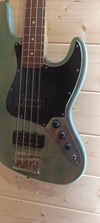 Bajo Fender Jazz Bass Modern Player
