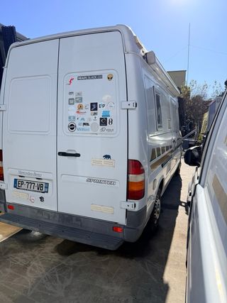 Mercedes-Benz 208d camper