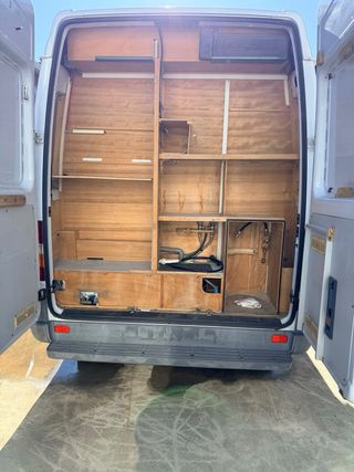 Mercedes-Benz 208d camper