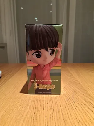 Figura Qposket J-Hope Tiny TAN