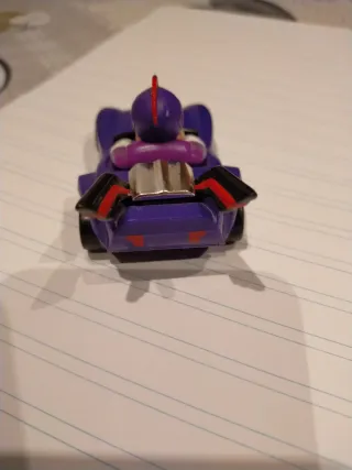 Coche de juguete Brutus Disney Morado