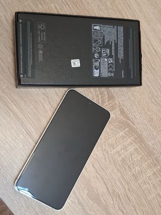 Samsung Galaxy S24 Amarillo + Watch 5