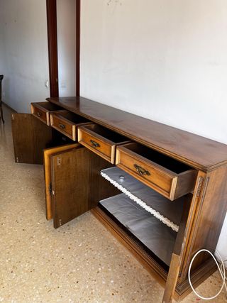 Cómoda vintage de madera