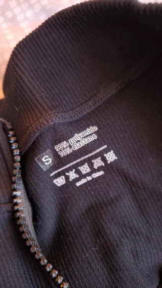 Mono negro manga larga cremallera