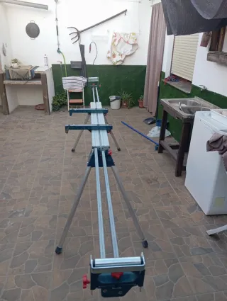 Mesa de trabajo de corte plegable