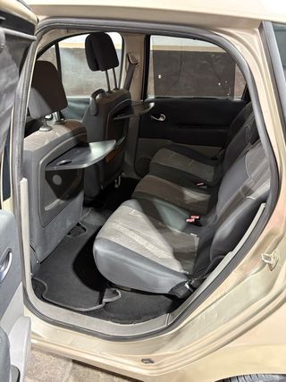 Renault Scenic 190.000km ITV 2027