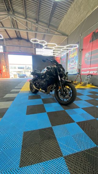 Yamaha MT-07 Negra 33.000 km