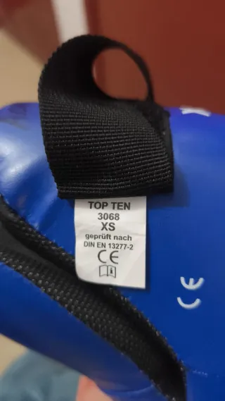 Equipo kickboxing infantil Top Ten (aprox. 6–8 oz)