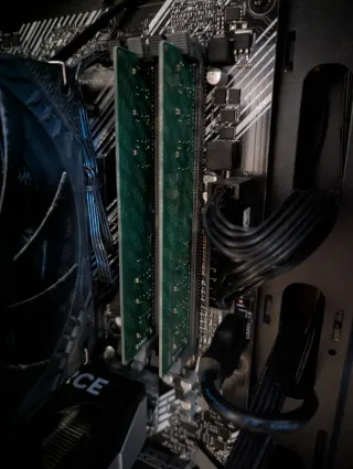 Ordenador MSI Negro como nuevo