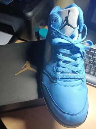 Nike Air Jordan 5 Retro SE University Blue