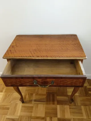 Mesita de noche antigua madera