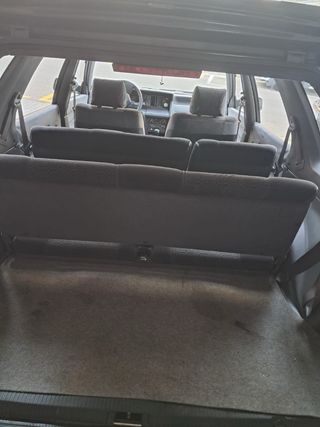 Renault Nevada TXE Broker 1992, de 7 plazas