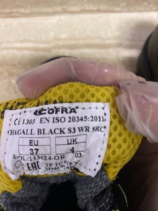 Zapatos de seguridad COFRA negros