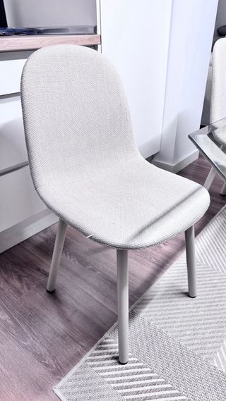 Mesa comedor cristal y 4 sillas