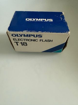 Olympus OM-101 Power Focus + Obiettivo + Flash T18