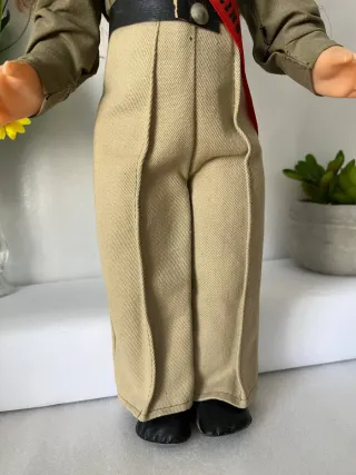 Muñeca militar antigua 50cm