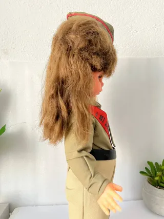 Muñeca militar antigua 50cm
