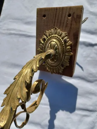 Aplique antiguo modernista dorado