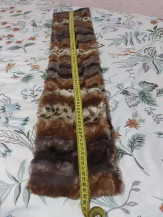 Cuello pelo sintético suave